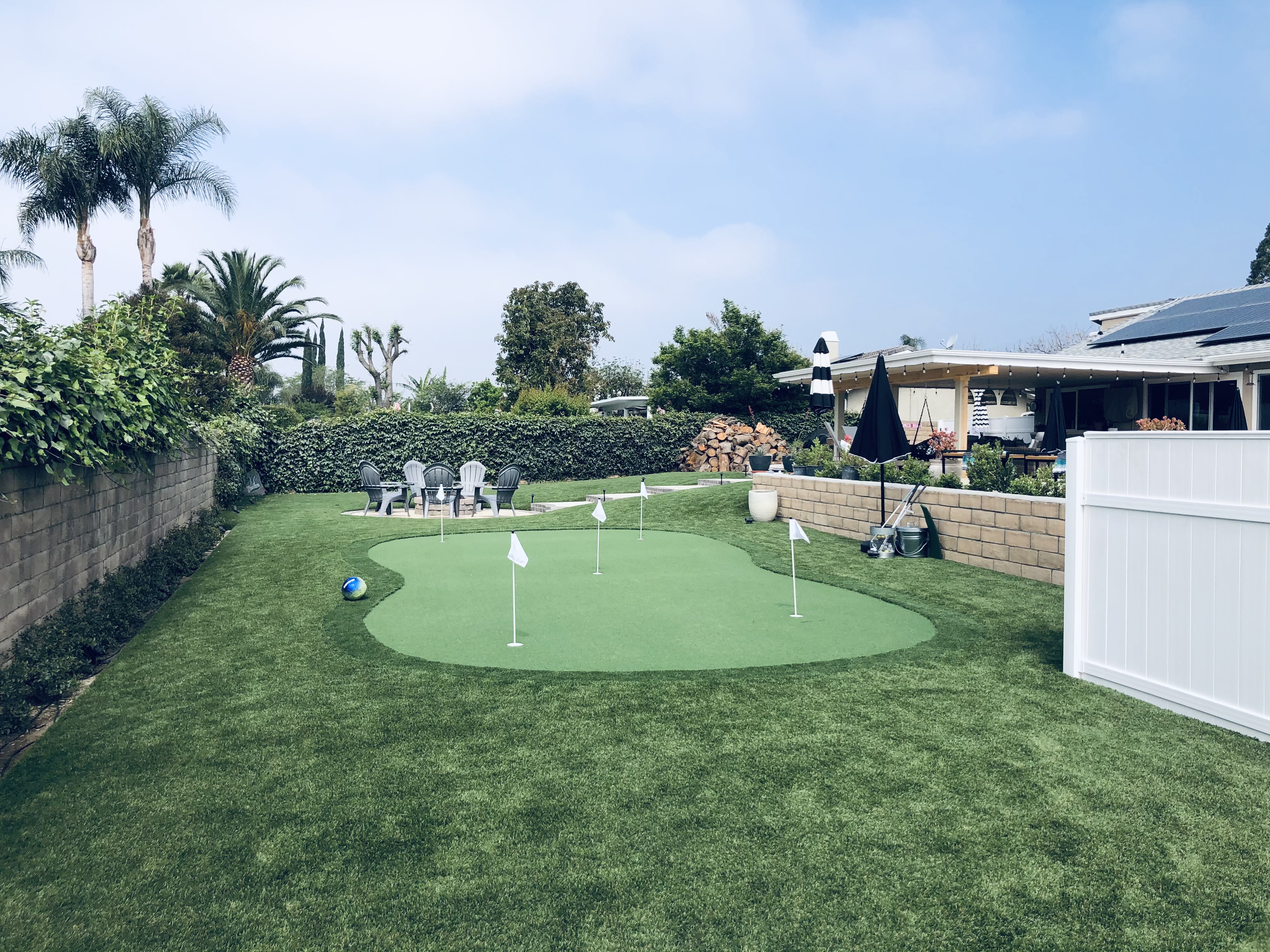 Putting green residential backyard - Green Forever Turf Texas